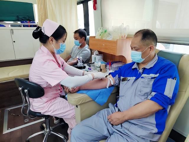 تستجيب Yuanchen Technology بنشاط للدعوة للمشاركة في أنشطة التبرع بالدم
