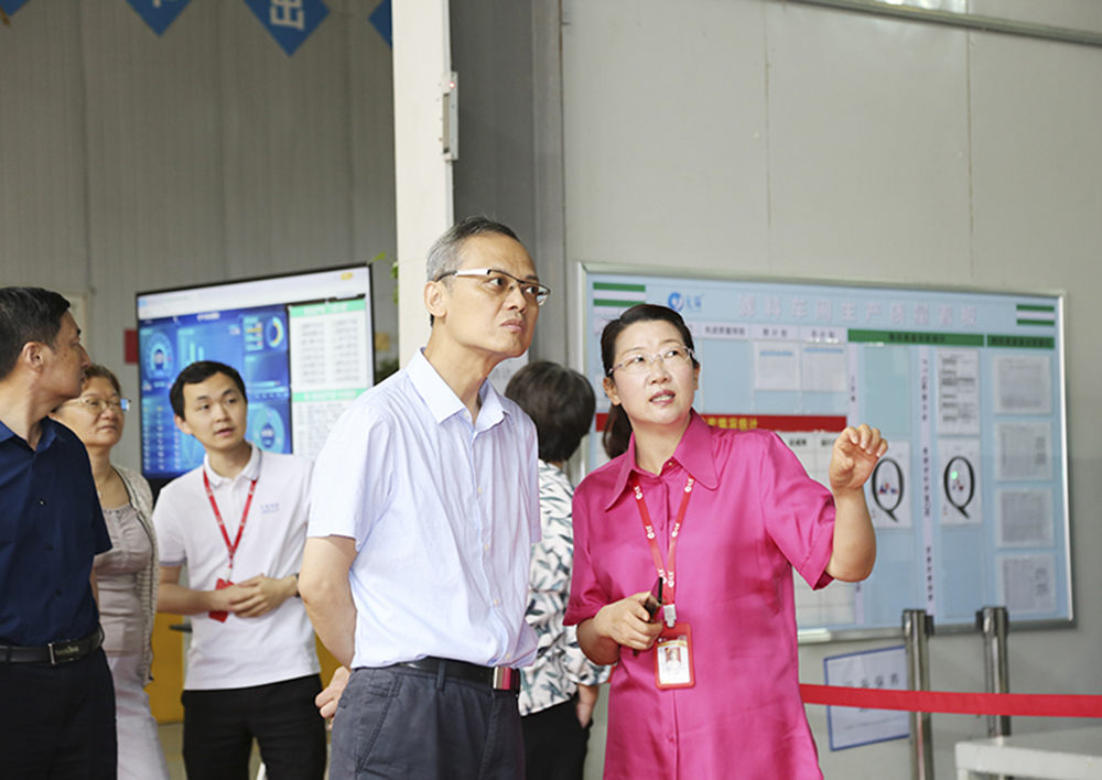 قام لو هونغ ، نائب مدير إدارة البيئة البيئية في مقاطعة آنهوي ، والوفد المرافق له بزيارة تقنية يوانشن للبحث والتوجيه.